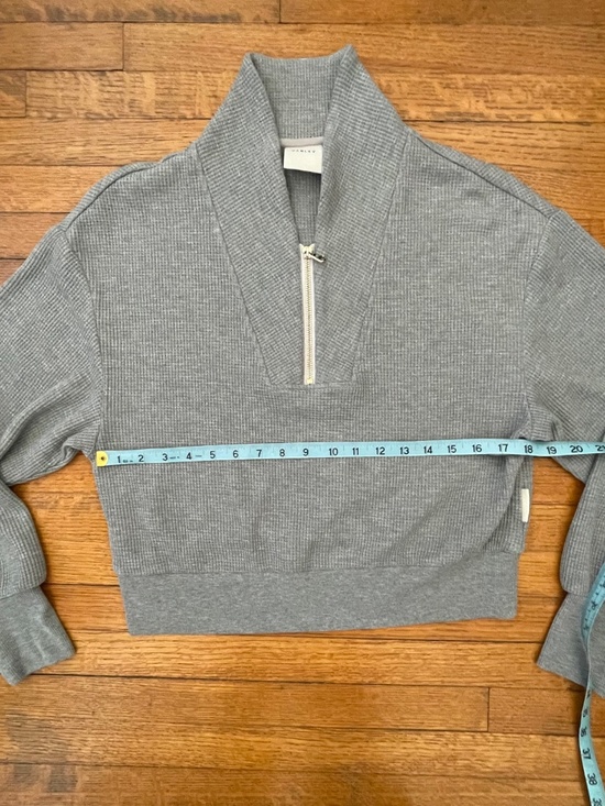 Set - Varley half zip (Hawley) top and bottoms 25" - Picture 5 of 15